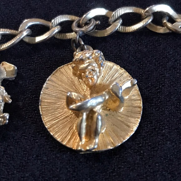 VINTAGE CHARM BRACELET - Picture 3 of 8